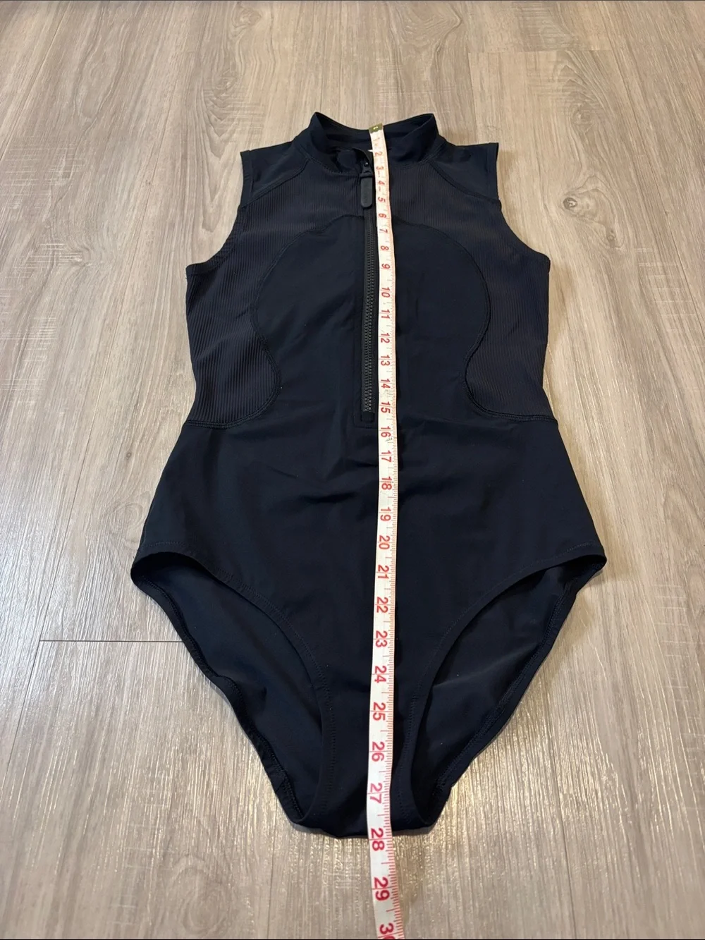 Lululemon Wade the Waters Paddle Suit in Black size 6